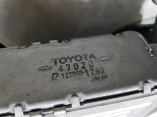 Интеркулер TOYOTA AURIS NRE185H 8NR-FTS 1794047021 2 ракурс Интеркулер TOYOTA AURIS NRE185H 8NR-FTS 1794047021 2 ракурс