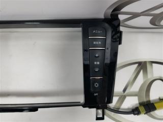 Рамка магнитофона NISSAN X-TRAIL HNT32 MR20DD 682604CE0A 4 ракурс