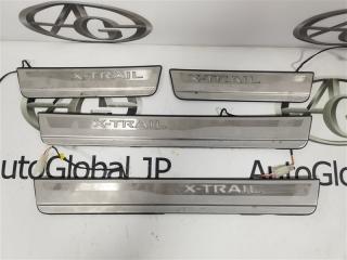 Порожек пластиковый NISSAN X-TRAIL HNT32 MR20DD - 1 ракурс Порожек пластиковый NISSAN X-TRAIL HNT32 MR20DD - 1 ракурс