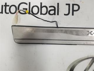 Порожек пластиковый NISSAN X-TRAIL HNT32 MR20DD - 3 ракурс Порожек пластиковый NISSAN X-TRAIL HNT32 MR20DD - 3 ракурс