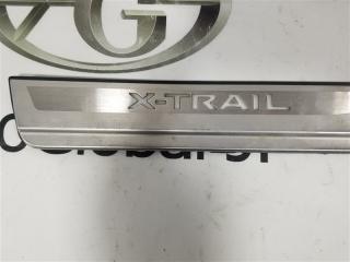 Порожек пластиковый NISSAN X-TRAIL HNT32 MR20DD - 5 ракурс Порожек пластиковый NISSAN X-TRAIL HNT32 MR20DD - 5 ракурс