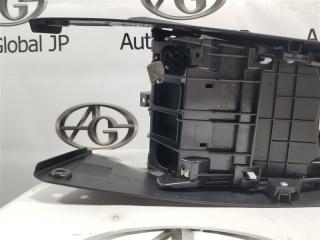Бардачок между сиденьями TOYOTA AQUA NHP10 1NZ-FXE 5891152210C0 2 ракурс Бардачок между сиденьями TOYOTA AQUA NHP10 1NZ-FXE 5891152210C0 2 ракурс