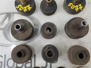 Подушка кузова TOYOTA LAND CRUISER PRADO LJ78G 2LTE 5220860010 3 ракурс
