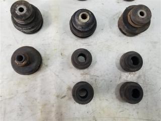 Подушка кузова NISSAN SAFARI WTY61 ZD30 95510VB005 3 ракурс Подушка кузова NISSAN SAFARI WTY61 ZD30 95510VB005 3 ракурс
