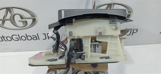 Рычаг переключения кпп SUBARU FORESTER SH5 EJ205 35111AG020 2 ракурс Рычаг переключения кпп SUBARU FORESTER SH5 EJ205 35111AG020 2 ракурс