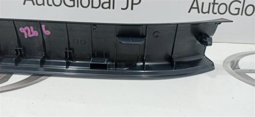 Порожек пластиковый левый передний SUBARU FORESTER SK5 CB18 94060SJ040VH 2 ракурс