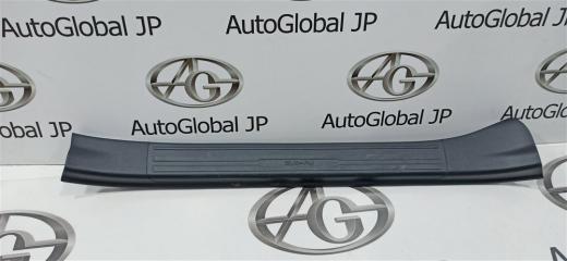 Порожек пластиковый левый передний SUBARU FORESTER SK5 CB18 94060SJ040VH 4 ракурс