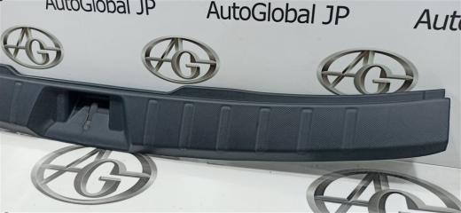 Накладка замка багажника SUBARU FORESTER SK5 CB18 . 3 ракурс