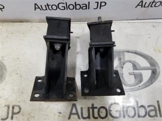 Подушка двигателя передняя NISSAN CARAVAN ARME24 TD27ETi 1122040N00 4 ракурс