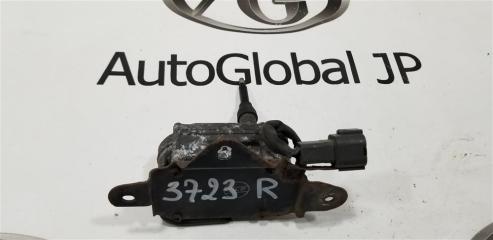 Мотор омывателя фар правый передний NISSAN SAFARI VRGY60 TD42 2866105J00 1 ракурс