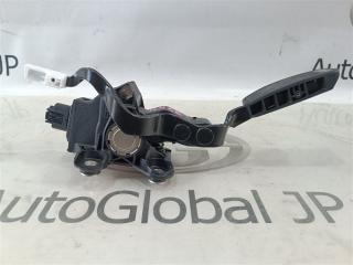 Педаль подачи топлива HONDA VEZEL RU4 LEB 17800T7B023 3 ракурс