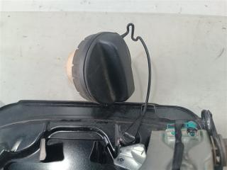 Лючок бензобака TOYOTA VOXY ZRR80W 3ZR-FAE 7735028050 4 ракурс