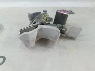 Замок двери правый TOYOTA VOXY ZRR80W 3ZR-FAE 6937028140 3 ракурс