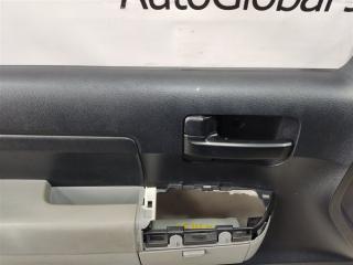 Обшивка дверей левая передняя TOYOTA TUNDRA USK51L 3URFE 67061-0c560-e0 3 ракурс