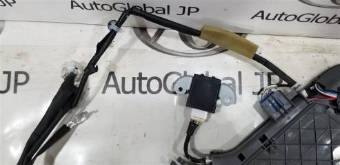 Замок двери правый задний TOYOTA ESTIMA AHR20W 2AZFXE 6920028040 2 ракурс