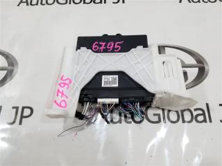 Электронный блок TOYOTA VOXY ZRR80W 3ZR-FAE 8926028050 1 ракурс