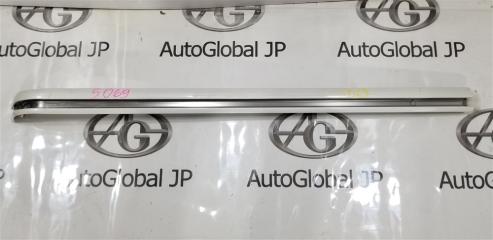 Полозья для сдвижной двери TOYOTA GRAND HIACE, GRANVIA VCH16W 5VZ-FE 6830426010 1 ракурс