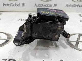 Блок abs NISSAN X-TRAIL NT32 MR20DD 476604CU1B 2 ракурс