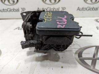 Блок abs NISSAN X-TRAIL NT32 MR20DD 476604CU1B 4 ракурс