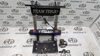 Запчасть Крепление для лыж  NISSAN TERRANO . Контрактный Год: 1994   С ключом.