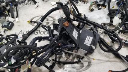 Коса салона NISSAN LEAF ZE1 EM57 240145SC1A 5 ракурс
