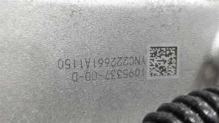 Двигатель задний Tesla Model 3 5YJ3 158774000B 5 ракурс Двигатель задний Tesla Model 3 5YJ3 158774000B 5 ракурс