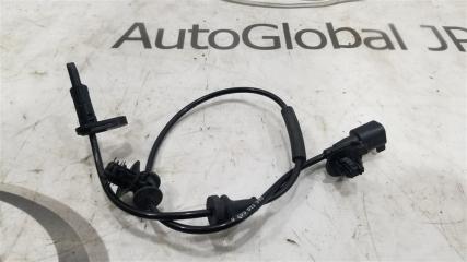 Датчик abs задний Tesla Model 3 5YJ3 118876100A 3 ракурс Датчик abs задний Tesla Model 3 5YJ3 118876100A 3 ракурс