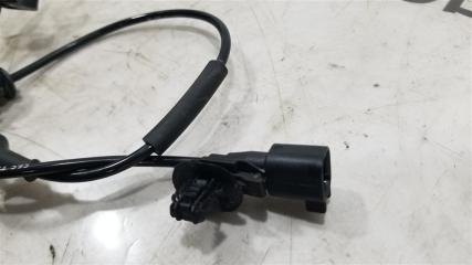 Датчик abs задний Tesla Model 3 5YJ3 118876100A 5 ракурс Датчик abs задний Tesla Model 3 5YJ3 118876100A 5 ракурс