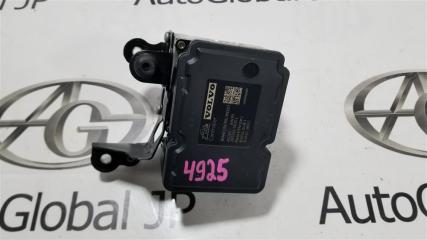 Блок abs Volvo V60 FD D4204T14 31423348 2 ракурс Блок abs Volvo V60 FD D4204T14 31423348 2 ракурс