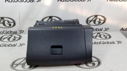 Бардачок NISSAN LEAF ZE1 EM57 685003NC1B 1 ракурс