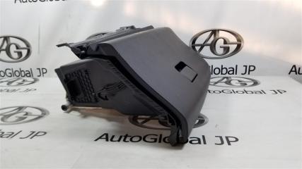 Бардачок NISSAN LEAF ZE1 EM57 685003NC1B 3 ракурс