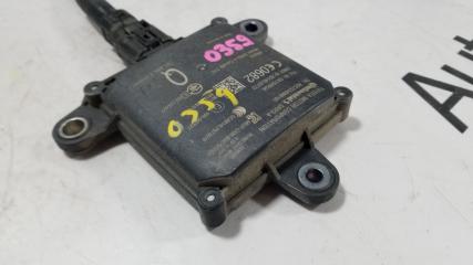 Датчик парковки TOYOTA CH-R ZYX10 2ZRFXE 881620W470 2 ракурс