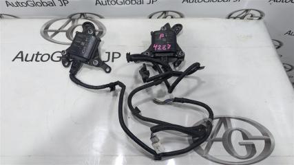 Датчик парковки TOYOTA CH-R ZYX10 2ZRFXE 881620W470 1 ракурс