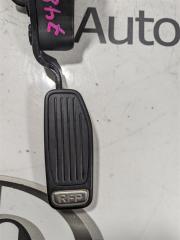 Педаль подачи топлива HONDA VEZEL RU3 LEB 17800T7B023 2 ракурс