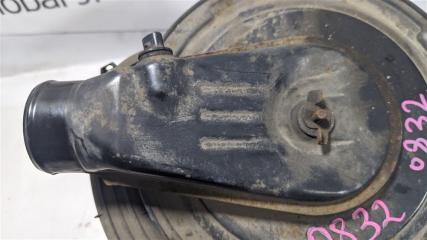 Корпус воздушного фильтра TOYOTA LAND CRUISER PRADO KZJ78W 1KZTE 1770067030 2 ракурс Корпус воздушного фильтра TOYOTA LAND CRUISER PRADO KZJ78W 1KZTE 1770067030 2 ракурс