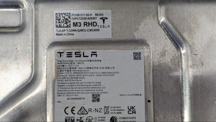 Tesla Model 3 5YJ3 168127105H 3 ракурс Tesla Model 3 5YJ3 168127105H 3 ракурс