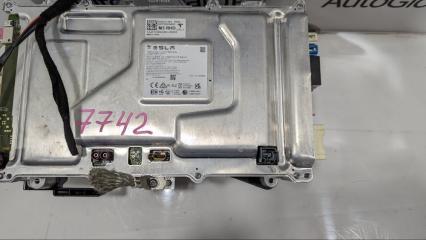 Tesla Model 3 5YJ3 168127105H 4 ракурс Tesla Model 3 5YJ3 168127105H 4 ракурс