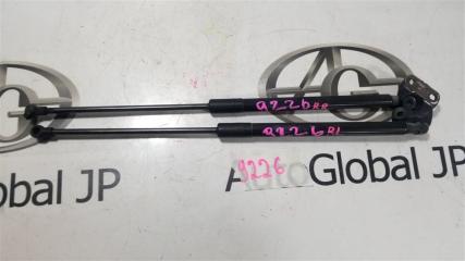 Амортизатор багажника TOYOTA PRIUS ZVW30 2ZR-FXE 689500W520 1 ракурс