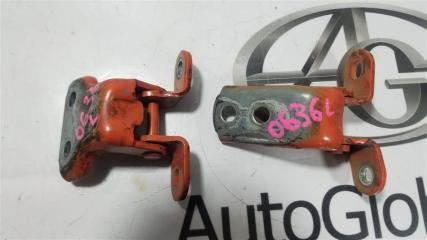 Петля дверная левая передняя TOYOTA FJ CRUISER GSJ15 1GRFE 6872012151 1 ракурс