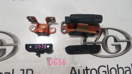 Петли 5-й двери TOYOTA FJ CRUISER GSJ15 1GRFE 6880160050 1 ракурс Петли 5-й двери TOYOTA FJ CRUISER GSJ15 1GRFE 6880160050 1 ракурс