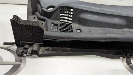 Жабо NISSAN LEAF ZE1 EM57 668625SK0A 3 ракурс