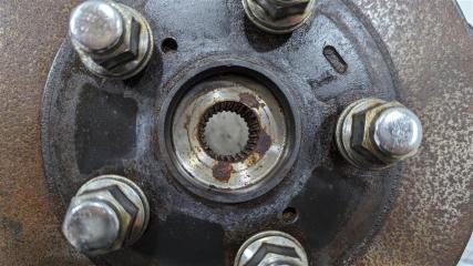 Ступица левая передняя TOYOTA SAI AZK10 2AZ-FXE 4321242080 3 ракурс