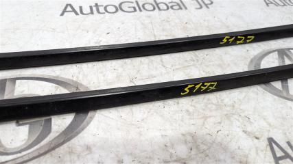 Молдинг лобового стекла TOYOTA CAMRY AXVH70 A25A FXS 7553533030 3 ракурс