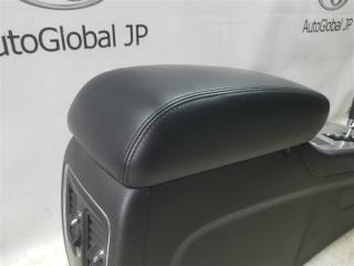 Бардачок между сиденьями Jeep Grand Cherokee WK2 ERB 3.6 5108174AD 2 ракурс Бардачок между сиденьями Jeep Grand Cherokee WK2 ERB 3.6 5108174AD 2 ракурс