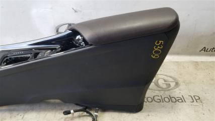 Бардачок между сиденьями TOYOTA CH-R ZYX10 2ZRFXE 5891010040C3 2 ракурс Бардачок между сиденьями TOYOTA CH-R ZYX10 2ZRFXE 5891010040C3 2 ракурс