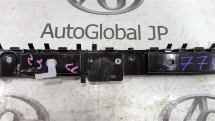 Крепление бампера переднее Tesla Model 3 5YJ3 108399400 5 ракурс Крепление бампера переднее Tesla Model 3 5YJ3 108399400 5 ракурс
