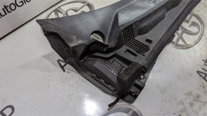 Жабо NISSAN LEAF ZE1 EM57 668625SK0A 2 ракурс