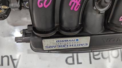 Коллектор впускной HONDA VEZEL RU4 LEB 1710051E004 3 ракурс