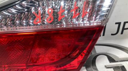 Вставка между стопов правая задняя TOYOTA CAMRY AVV50 2ARFXE 8158133230 4 ракурс