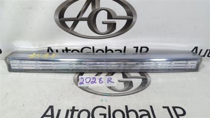 Накладка 5-й двери TOYOTA ESTIMA AHR20W 2AZFXE 7680128410 1 ракурс